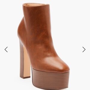 JustFab Perry Platform Heeled Bootie 5inch heel